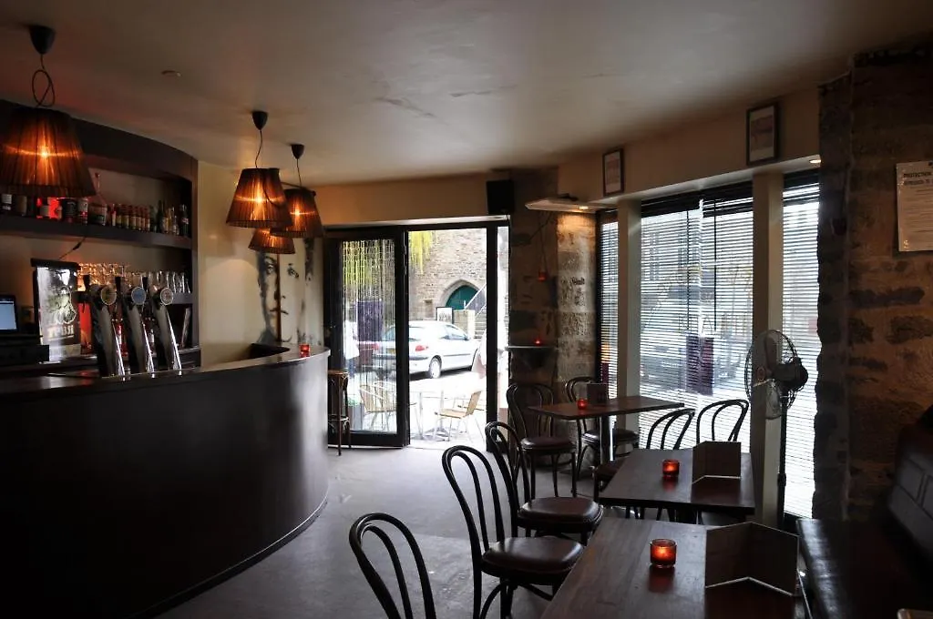 Cafe Hotel Du Theatre Dinan